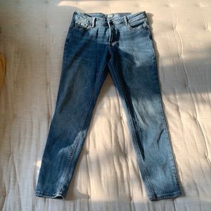 Old Navy Rockstar Super Skinny High Rise Jeans
